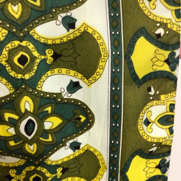 Vintage 70s festival scarf with fringe - Picture 4 of 4